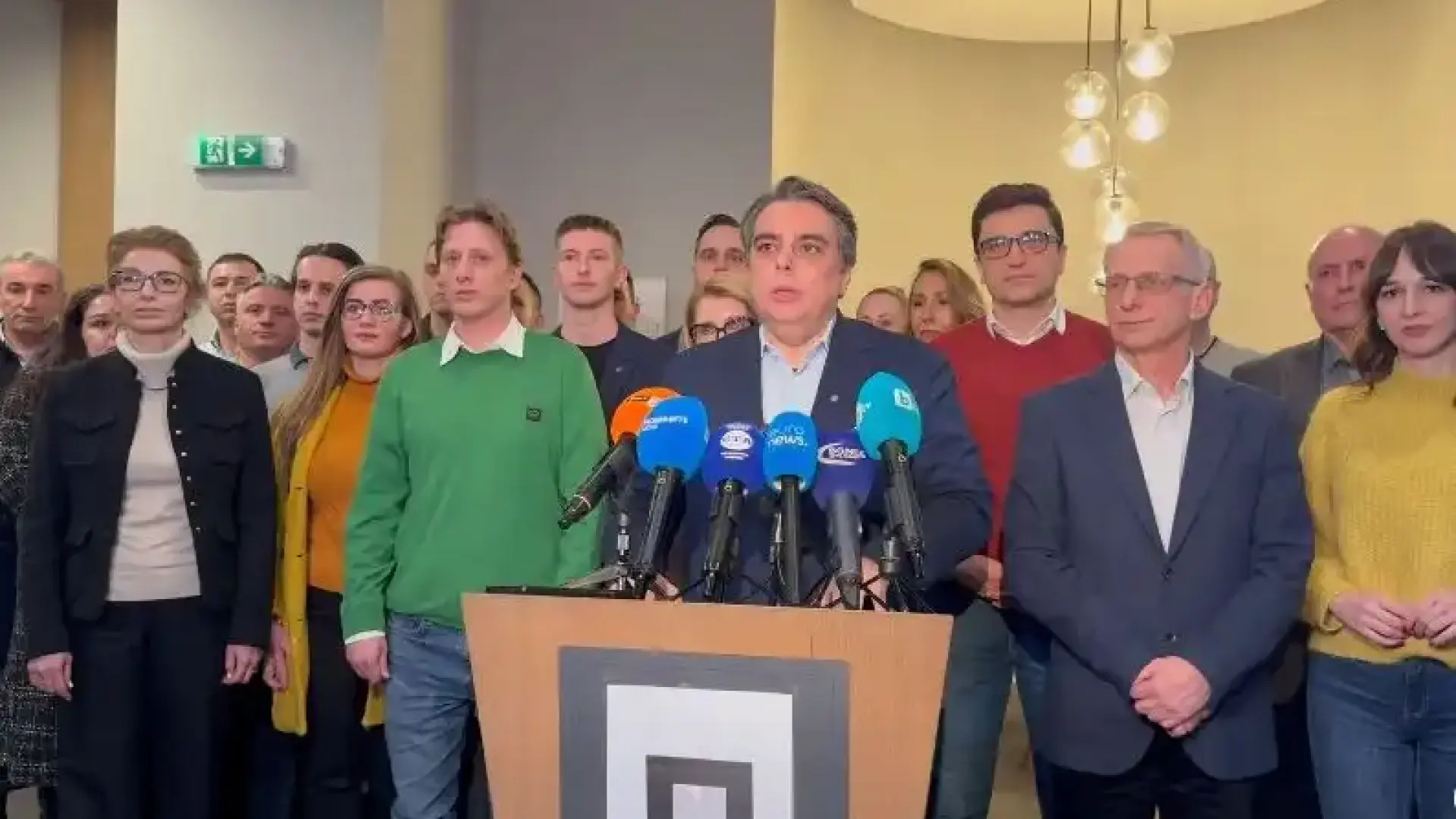 Асен Василев обяви при какви условия ПП продължават съюза с ДБ