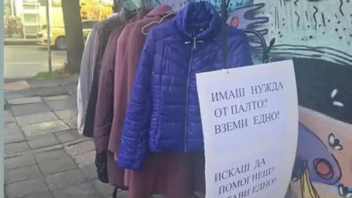 Необикновена гледка в центъра на Варна разтопи мрежата