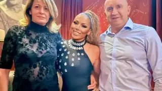 Журналистка съсипа Деси Радева за палавия й тоалет: Толкова й се живее, а предстоят...