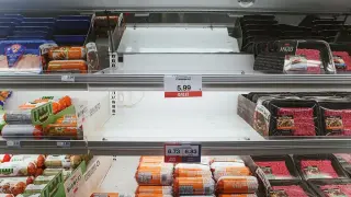 Извънредно положение в САЩ, рафтовете в супермаркетите се изпразват