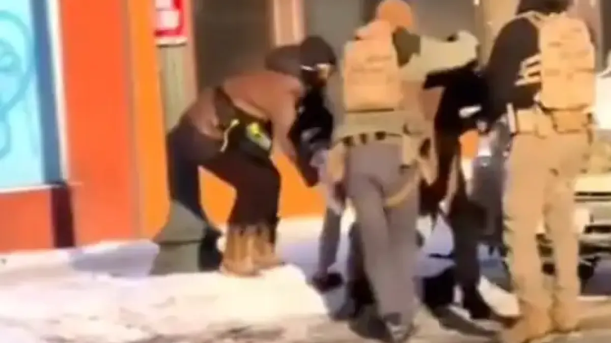 Застреляният мъж от агентите в Минеаполис се оказа лекар 18+