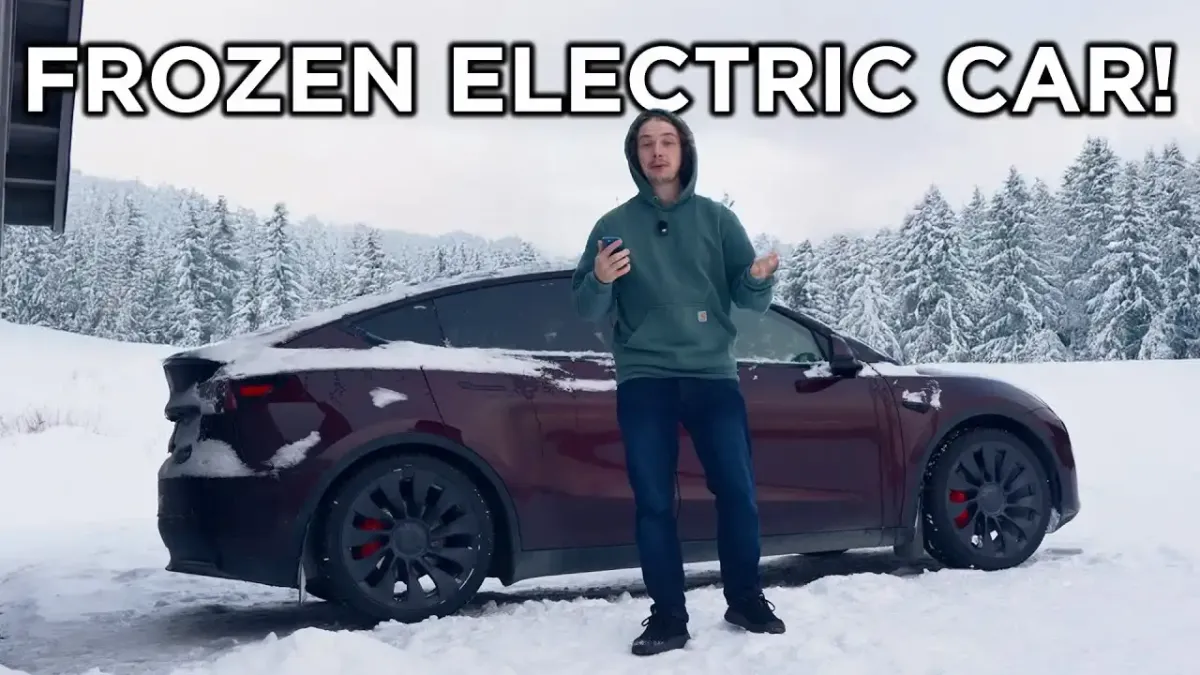 Американец се опита да кара Tesla насред голям студ, ето какво се случи