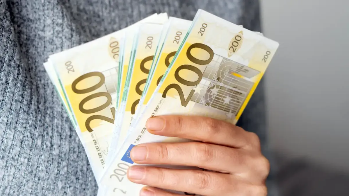 Гурбетчиите пратиха с 11,7 млн. евро по-малко за година
