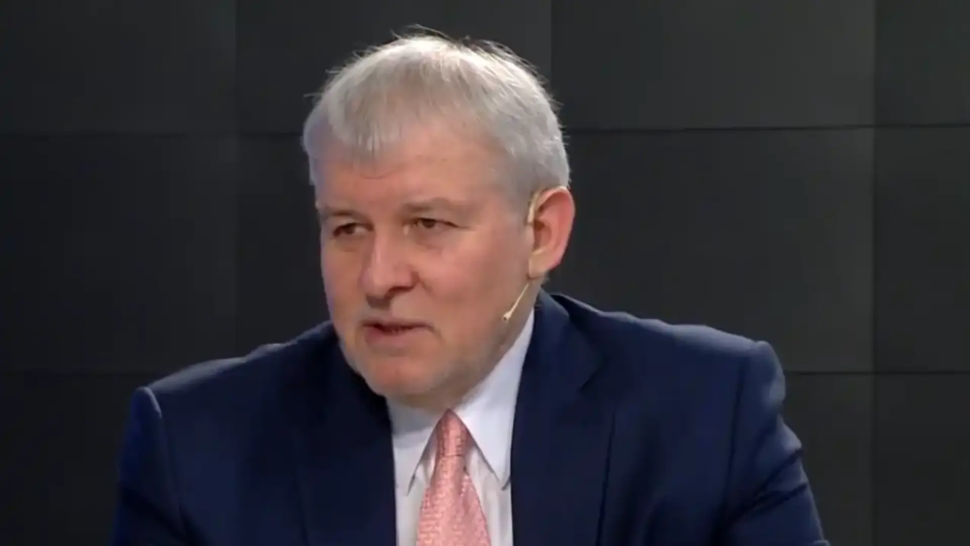 Румен Христов за хората на Радев: Навсякъде има интересчии