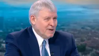 Румен Христов обяви: Подходът на Рая Назарян беше честен, Радев готвеше политически проект!