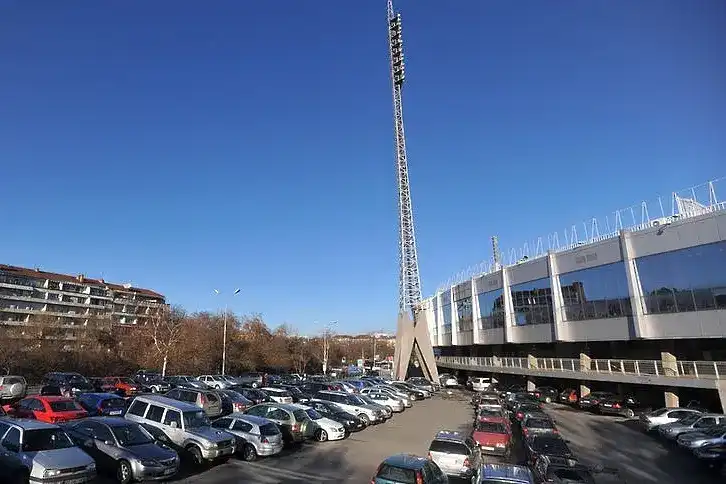 Чудо невиждано в центъра на София! Какво се разходи до Националния стадион