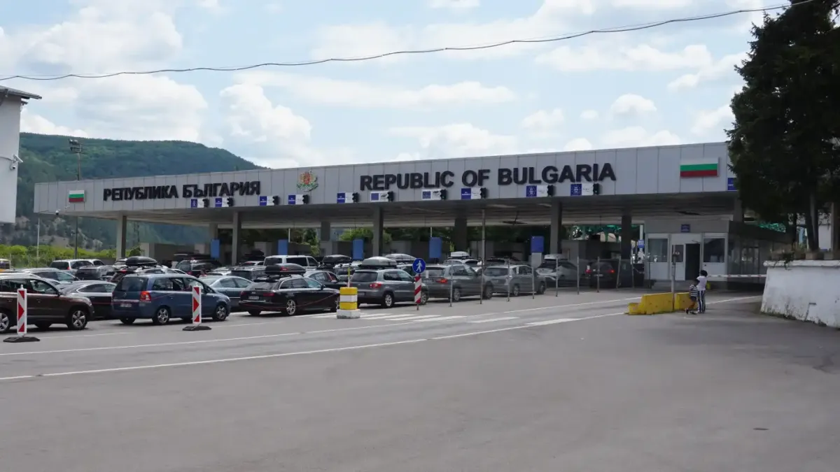 Отново блокираха границата със Сърбия