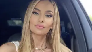 Певицата Малина показа снимка с брат си и написа: „Почивай в мир, Савчо!“