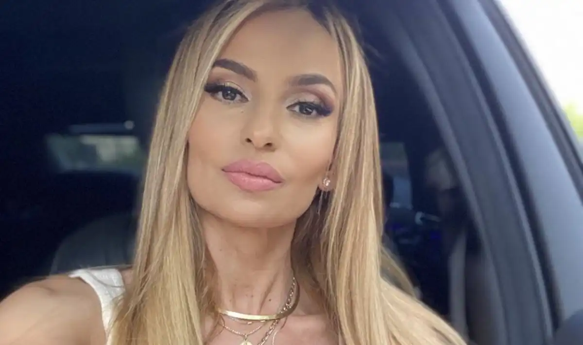 Певицата Малина показа снимка с брат си и написа: „Почивай в мир, Савчо!“