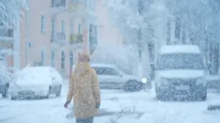 Времето откачи: От -12 до +23 градуса през февруари, първо бури, после слънце