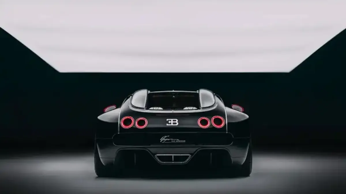 Завръщането на легендата: Bugatti възроди знаменит суперавтомобил Снимки