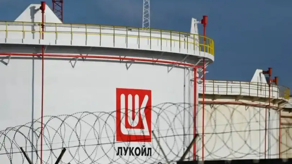 „Лукойл“ продава задграничните си активи на САЩ за 22 млрд. долара, включително и НПЗ в Бургас