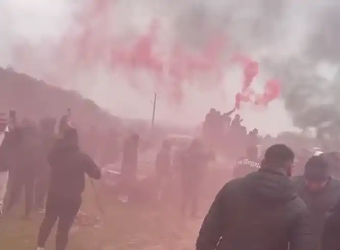 Извънредно от Плевенско: Задава се война с брадви и лопати, полицията затвори цяло село