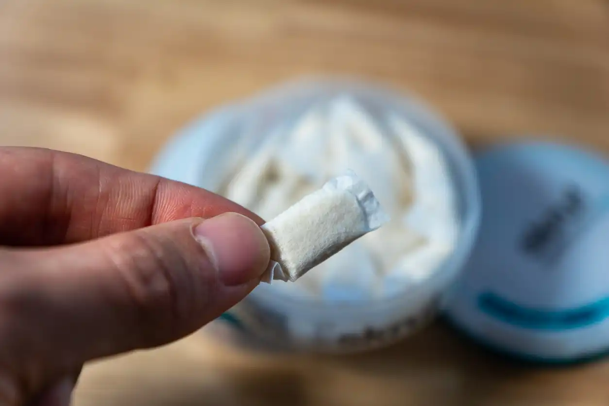 Предложение на БСП за забрана на никотинови паучове – предизборен подарък за контрабандистите