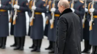 Обясниха защо дори краят на войната няма да спаси Путин от „взрив в бункера“: „Има начин да се измъкнат“