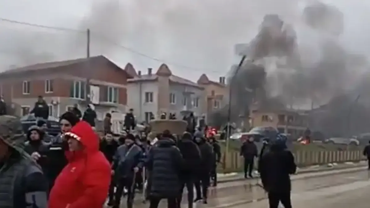 Първи арести в блокираното от полиция плевенско село