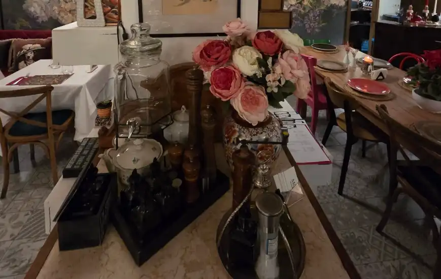 Касова бележка от заведение в София взриви мрежата, собственикът се оказа много популярен