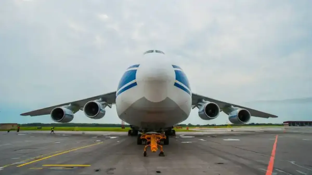 Правната битка за Ан-124: Ще получи ли Украйна руския гигант, заседнал в Канада