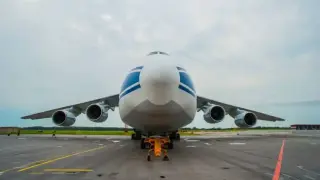 Правната битка за Ан-124: Ще получи ли Украйна руския гигант, заседнал в Канада