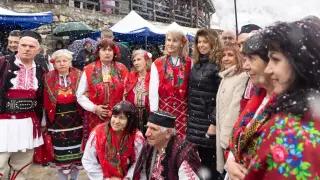 Йотова навръх Трифон Зарезан: Да излезем от политическото опиянение Снимки