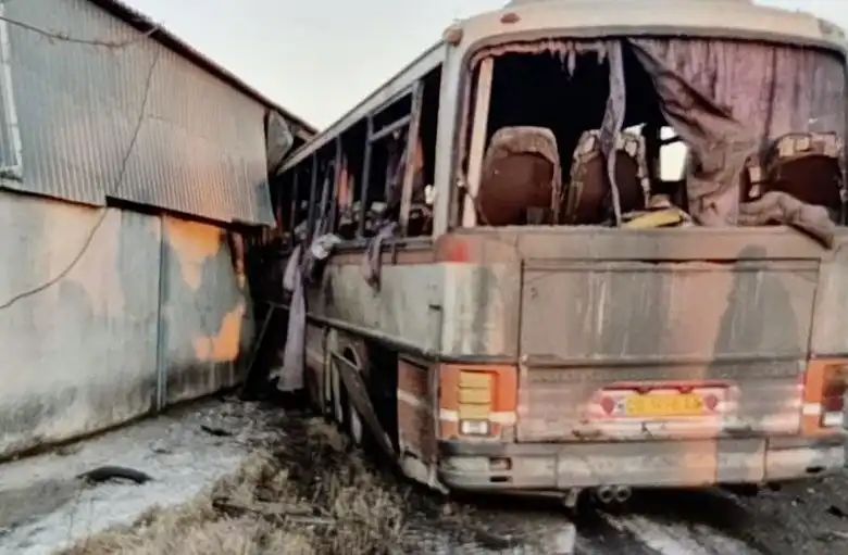 Русия атакува автобус в Днепропетровска област