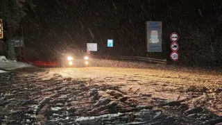 Снежен капан и на прохода Шипка Снимки