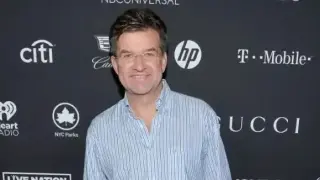 Досиетата "Епстийн" взеха главата на човек на Фицо