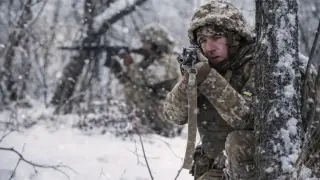 Le Monde: Украйна се готви да воюва още 5-10 години, никой не вярва в преговорите