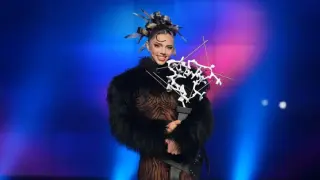 След скандалите: Дара реши отказва ли се от Евровизия