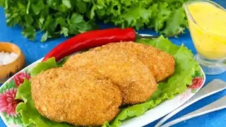 Хрупкава магия: Сочни пилешки кюфтенца със сирене