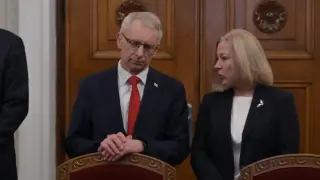 Акад. Денков за ДБ: Няма нужда да сме една партия
