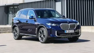 Украинците: Залети сме от нови евтини коли