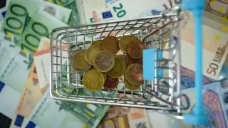 Край на драмите с еврото: НАП наложи глоби за 215 хил. евро