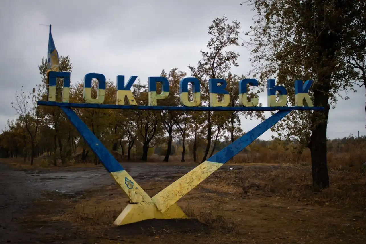 Не са вражеските дронове: Във ВСУ посочиха главния проблем в битката за Покровск