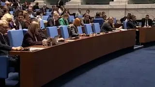 Парламентът оряза изборните секции извън ЕС - само 20