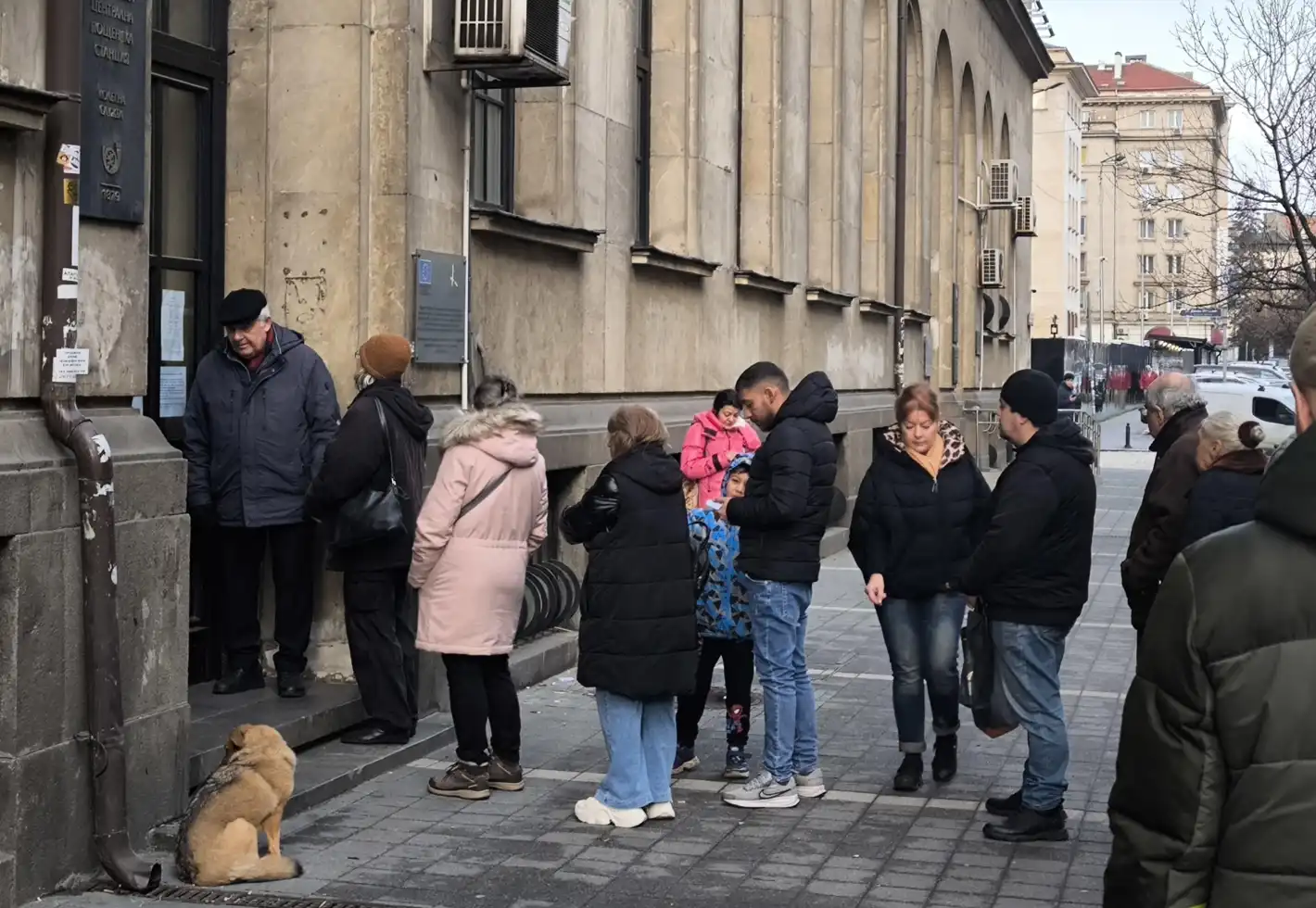 Българският пенсионер скочи, иска си парите по-рано, а не 2 дни след датата