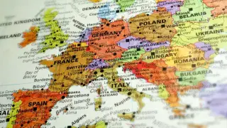Европа пред избор: необвързаност или подчинение в новия техноимпериален свят
