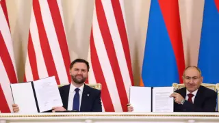 САЩ отвори нова страница в отношенията в Източна Европа