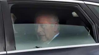 Крал Чарлз III готов да съдейства на полицията заради обвиненията срещу принц Андрю