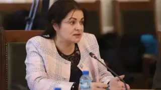 ГЕРБ с тревожен сигнал: Изборите чукат на вратата, а се изгубихме във...