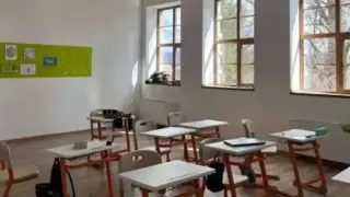 Проверки в училище "Космос" - за хора с пари, говори се на английски