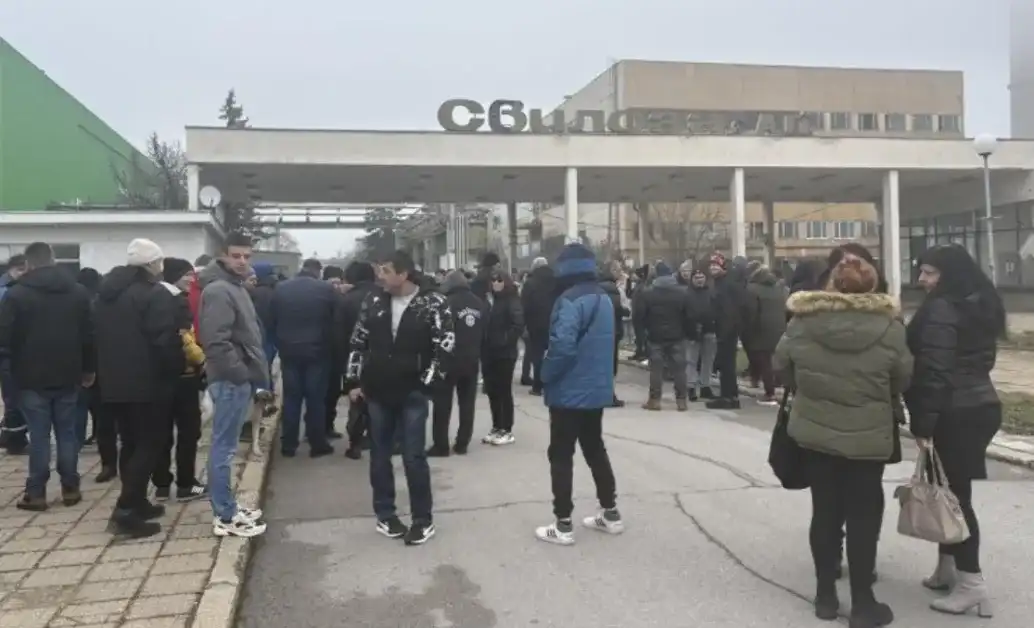 Най-големият работодател в Свищов закъса, разпродава имоти, а служителите...