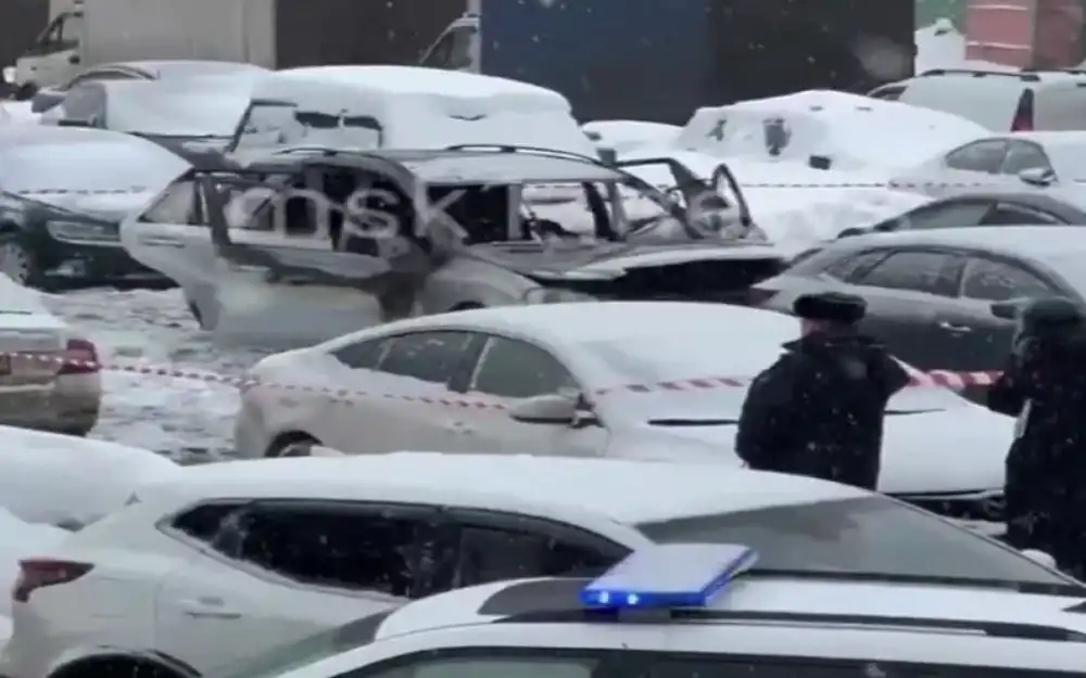 Взрив в Москва: „Мерцедес“ избухна до сградата на ФСБ и военния гигант „Алмаз-Антей“