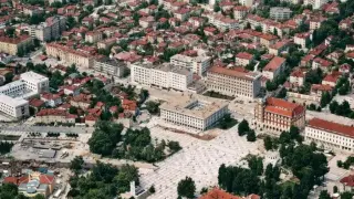 Разходка в историята: Така изглеждаше сърцето на Плевен през 70-те години Снимка