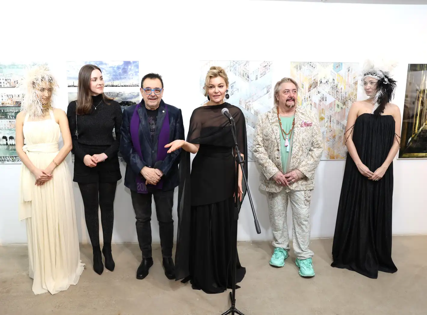 Вълнуваща италианска арт вечер в ONE Gallery Снимки