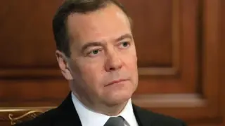 Медведев: Зеленски си живее живота, докато продължава да унищожава държава 404