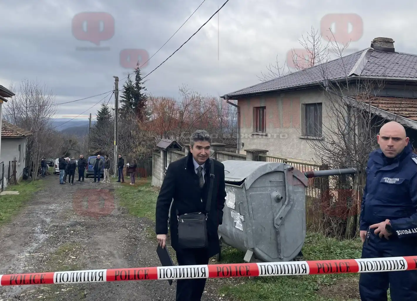 Щурм в село Българи: МВР влиза в къщата на Ивайло Калушев след мистерията край „Петрохан“