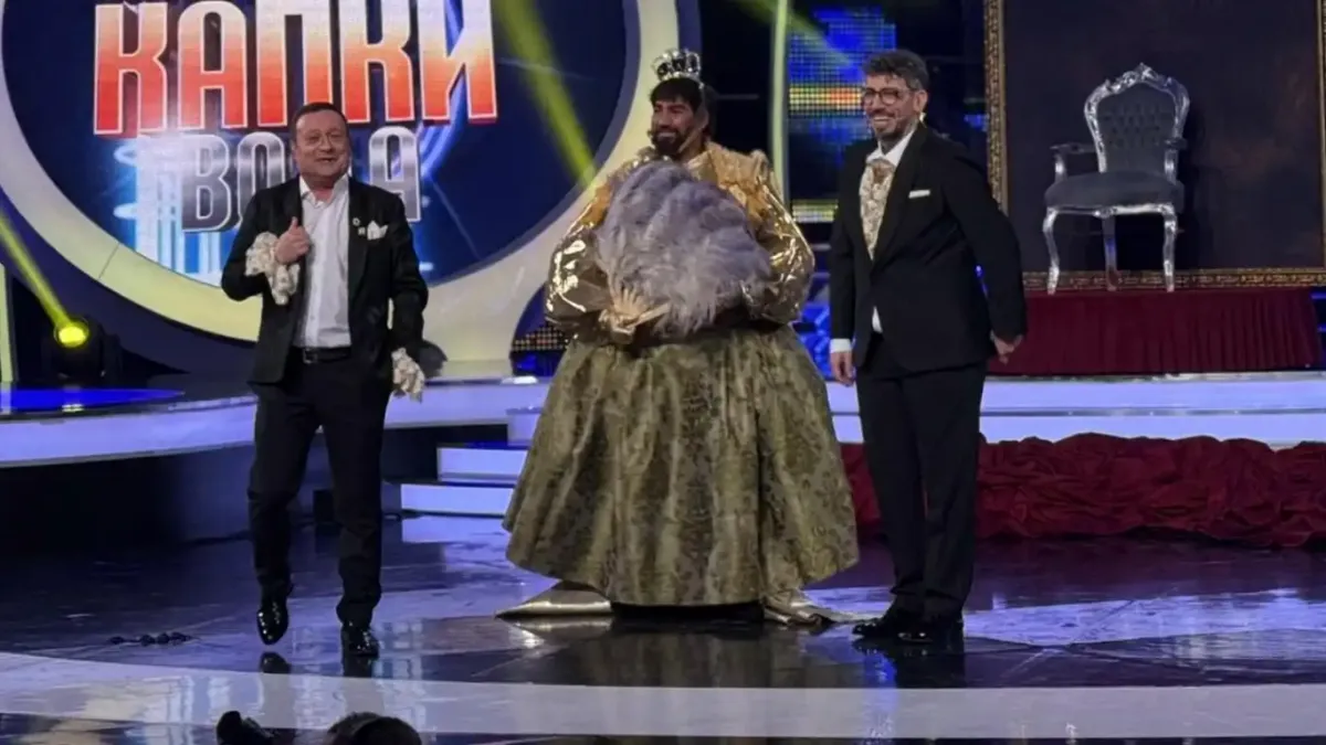 Посрещнаха Азис като Крал в "Капките", а мъжът му от първия ред го...