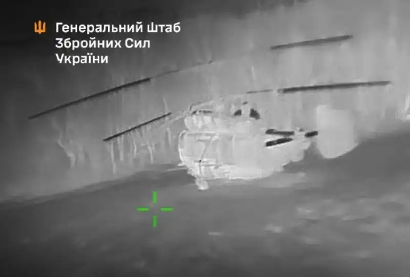 ВСУ поразиха руски хеликоптер Ка-27 в Крим