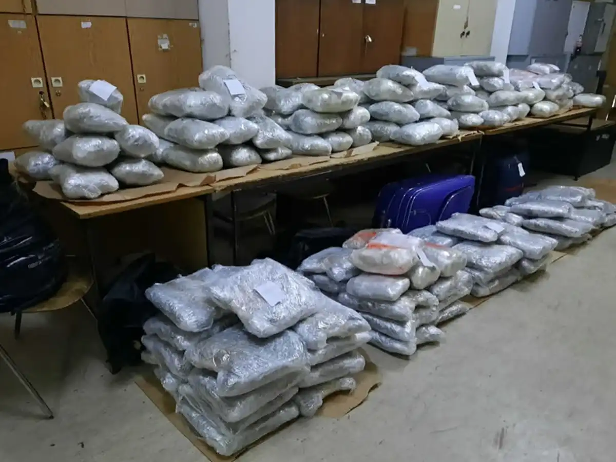 Има ли връзка между трагедията в „Петрохан“ и 40-те тона марихуана на Балканите